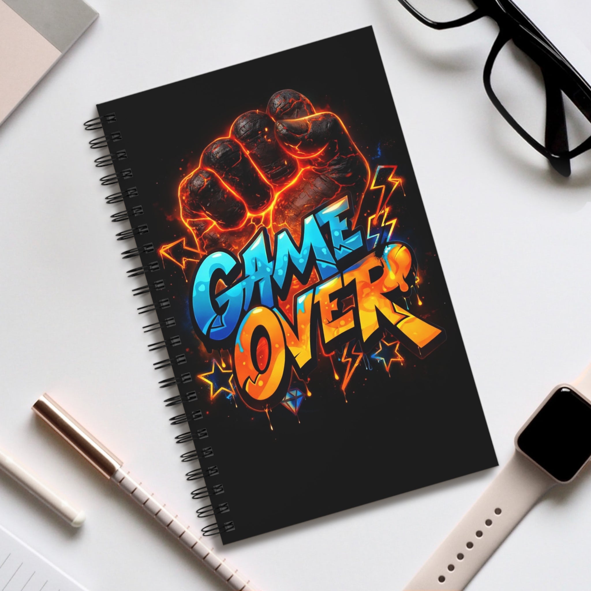 Quaderno nero Game Over con spirale metallica, copertina stampata