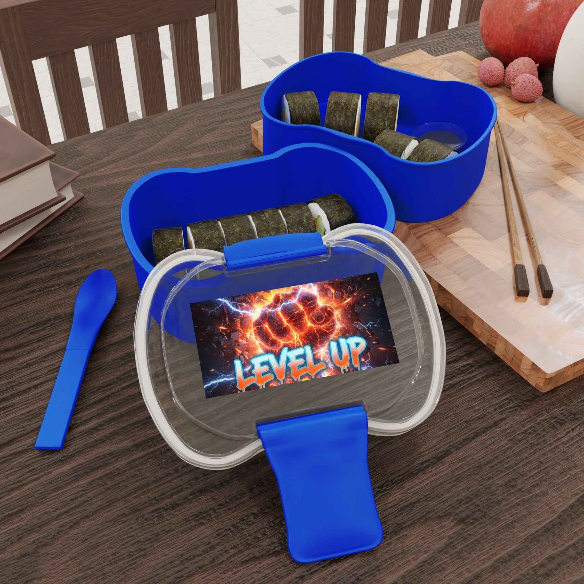 Porta pranzo bento blu a due scomparti con clip e scomparti riempiti di cibo