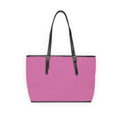 Borsa a tracolla in ecopelle fucsia liscia, manici e tracolla neri.