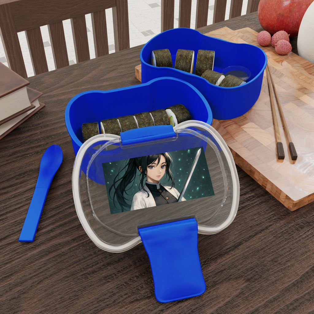 Bento box blu a due scomparti con setto e coperchio trasparente, posate integrate