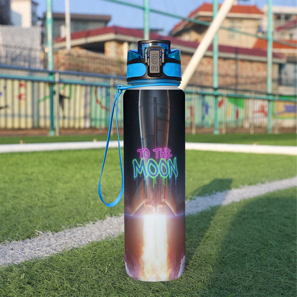 Borraccia sportiva 32 oz nera con tappo blu e tracolla, stampa lunare frontale