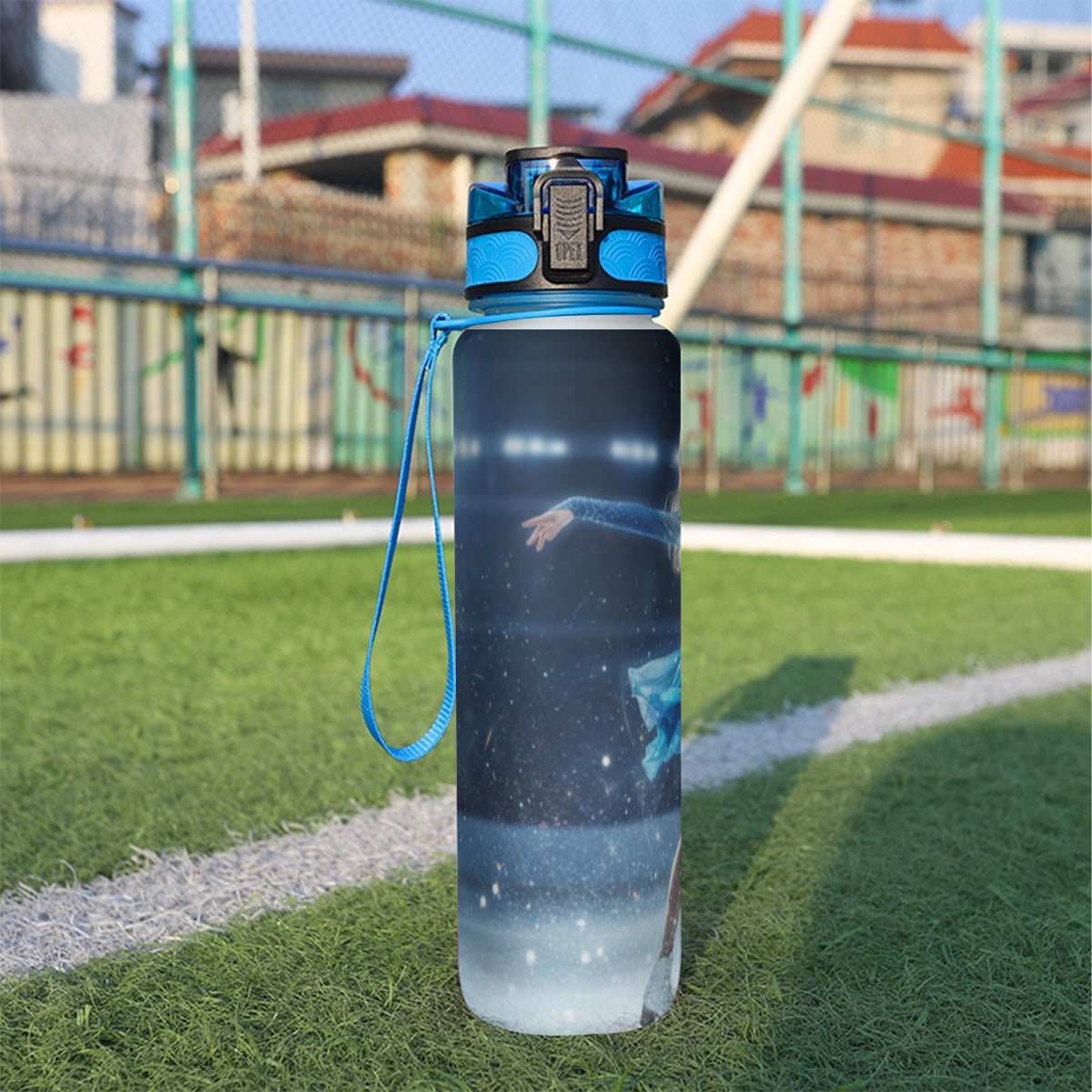 bottiglia sport acqua 32 oz blu scuro, cappuccio blu, passante, stampa astratta
