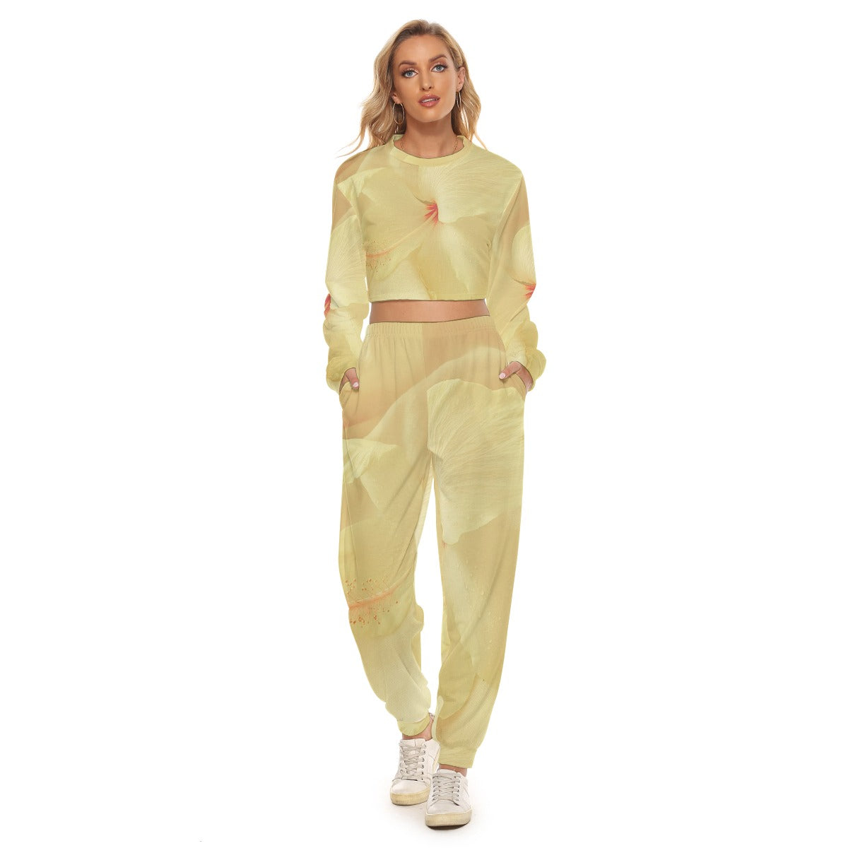 Tuta donna gialla chiara con felpa cropped e pantaloni jogger