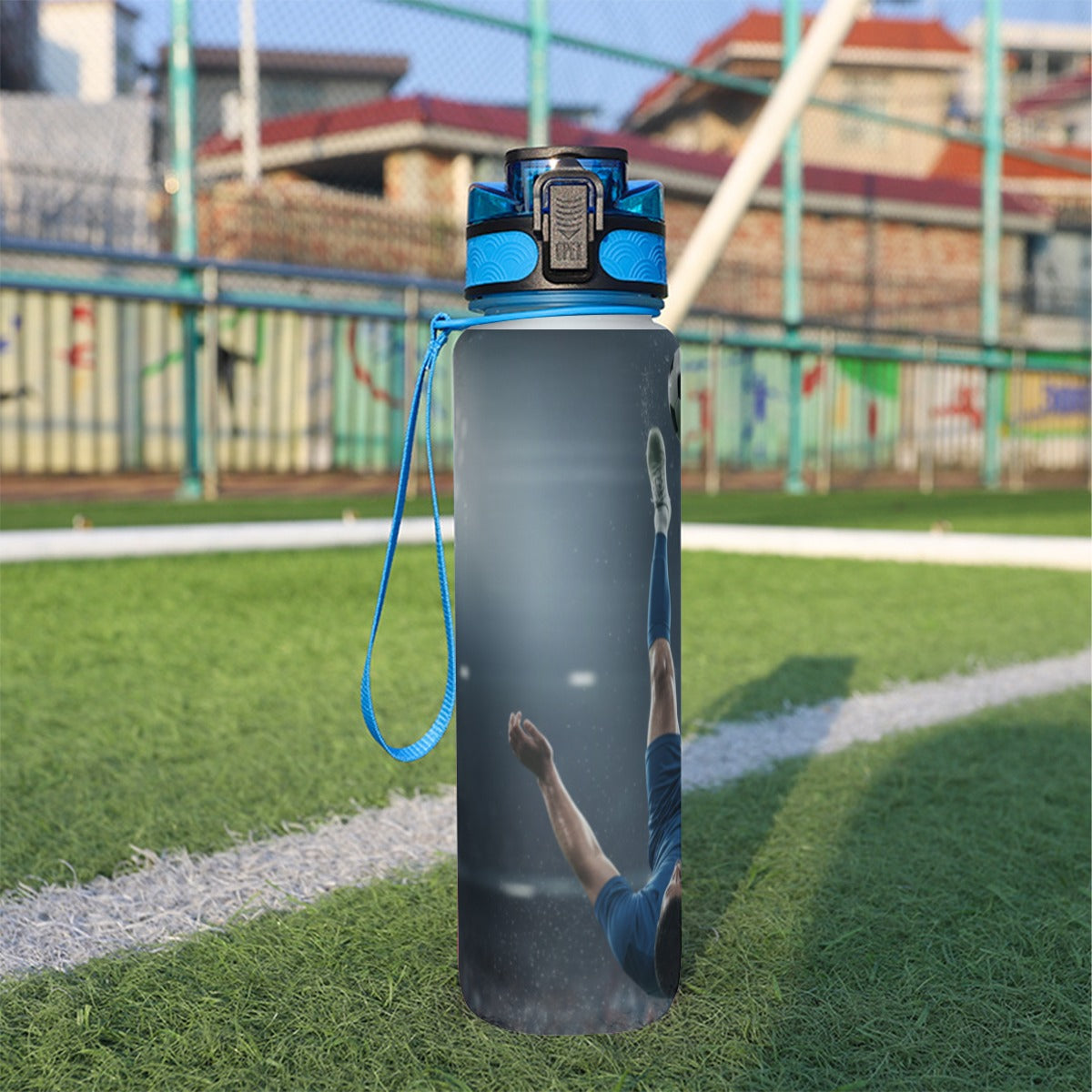 Borraccia sportiva 32 oz con tappo blu, tracolla e stampa di gambe