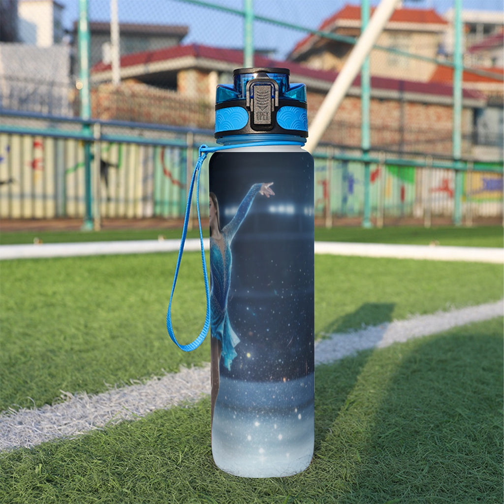 Bottiglia sport acqua 32 oz blu scuro con cappuccio blu, passante, stampa creatura marina
