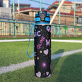 Borraccia sportiva 32 oz nera con stampa cuori e farfalle, tappo blu.