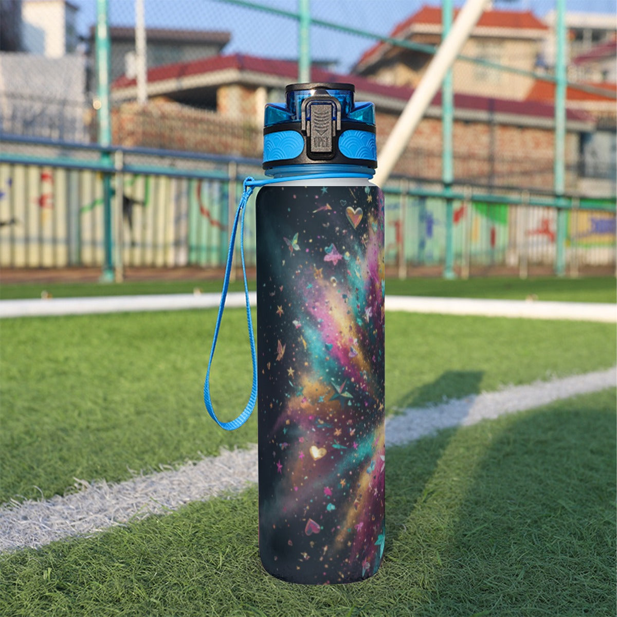 Bottiglia d’acqua sport 32 oz motivo cosmico con stelle e cuore, tappo blu