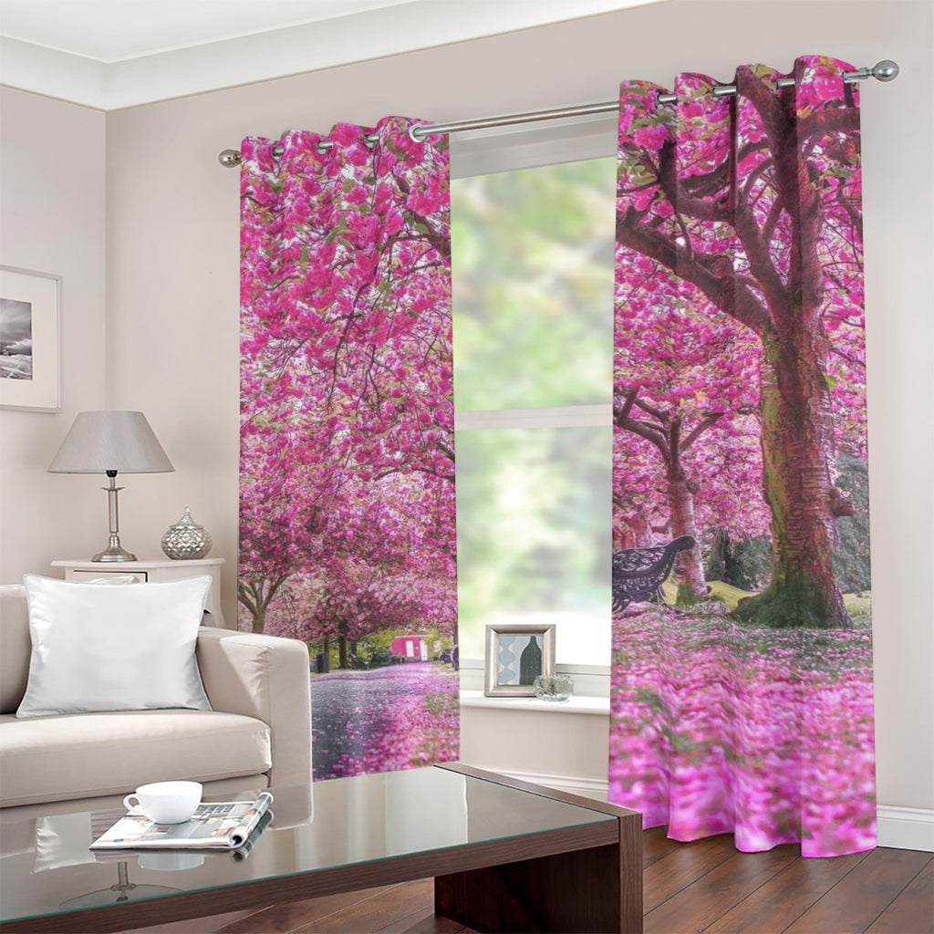Tenda con occhielli a stampa fiori di ciliegio, pannello rosa e viola con alberi