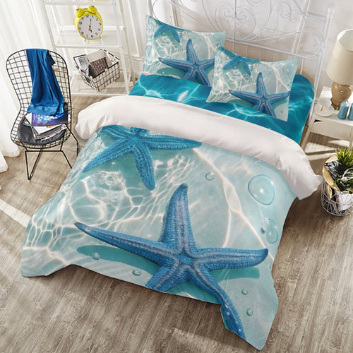Copripiumino azzurro turchese con grande stella marina e sagome d’onde, stile marino