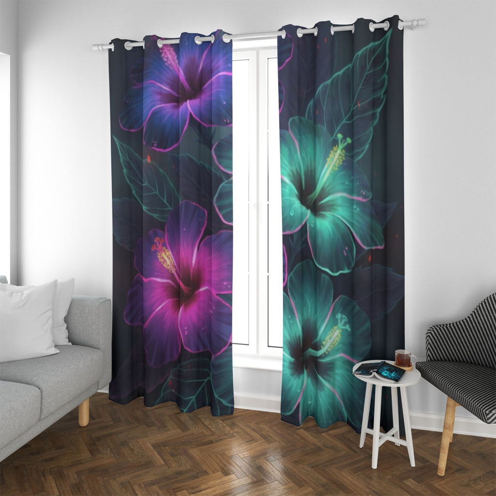 Tenda oscurante con occhielli, tessuto scuro con fiori viola e verde