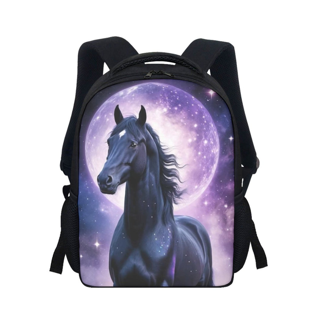 Zaino per studenti nero con stampa cavallo nel cosmo, spallacci imbottiti e maniglione.