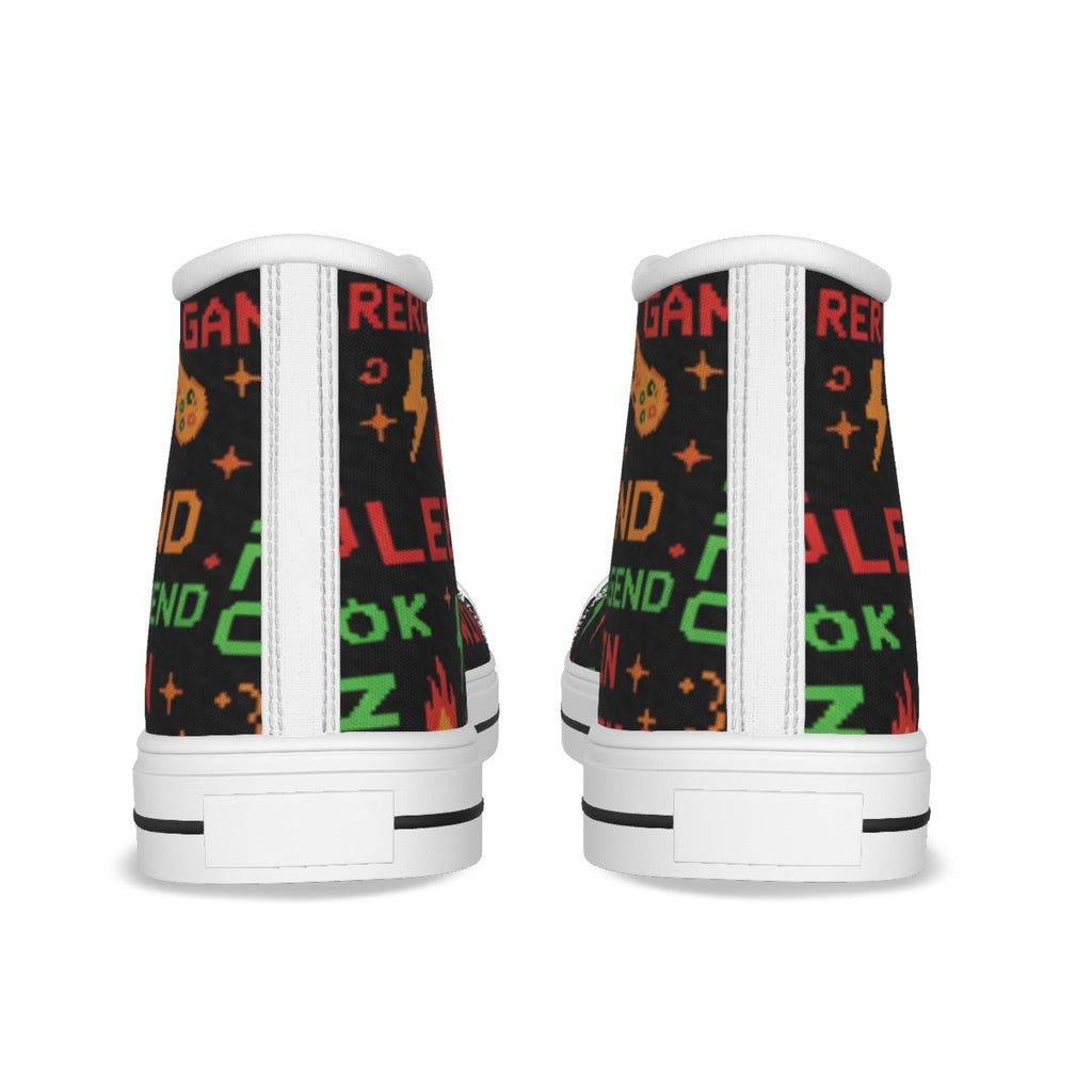 Scarpe canvas bambino viste dietro: tallone con stampa multicolore, lacci bianchi