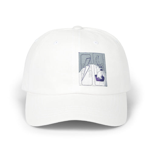 Cappellino dad cap bianco con toppa frontale quadrata blu e viola